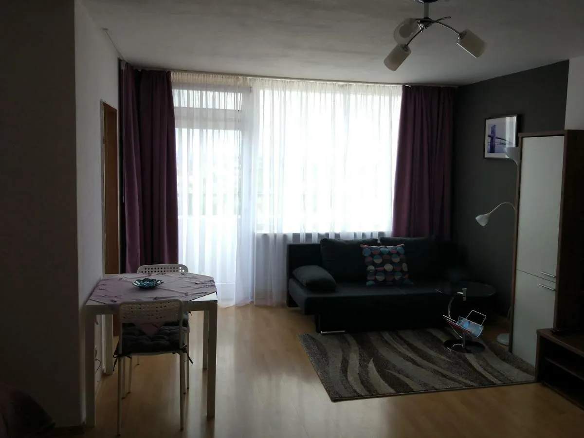 Apartment Hausburg Studio. City View Augsburg